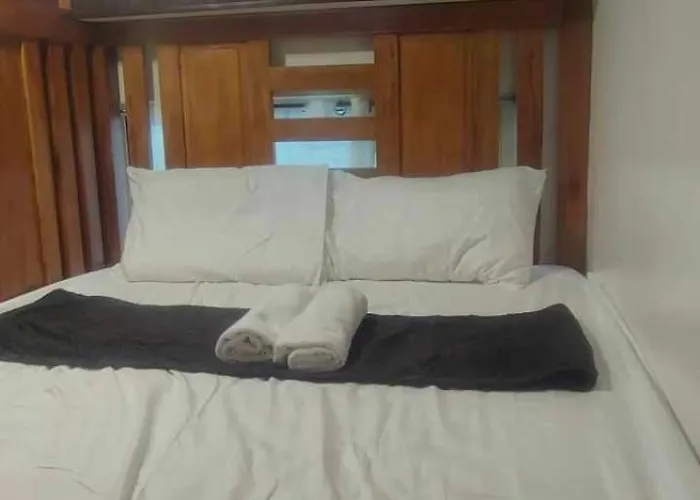 Serene Escape Condotel In Shore Pasay * Manila