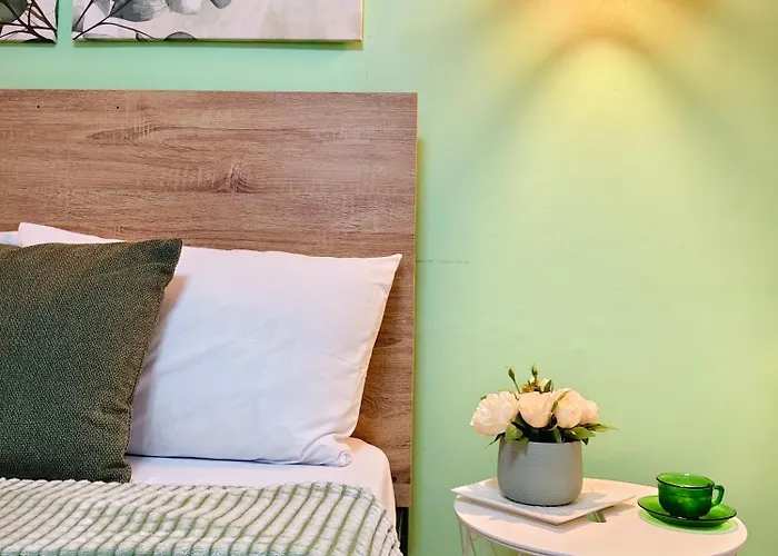 Aparthotel Serene Escape Condotel In Shore Pasay *