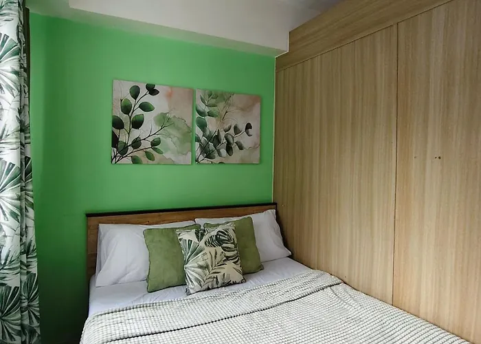 Serene Escape Condotel In Shore Pasay Aparthotel *