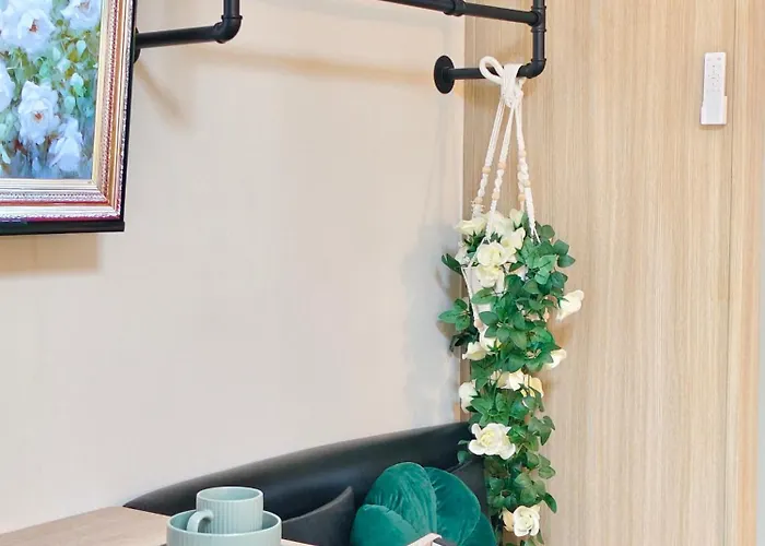 Serene Escape Condotel In Shore Pasay